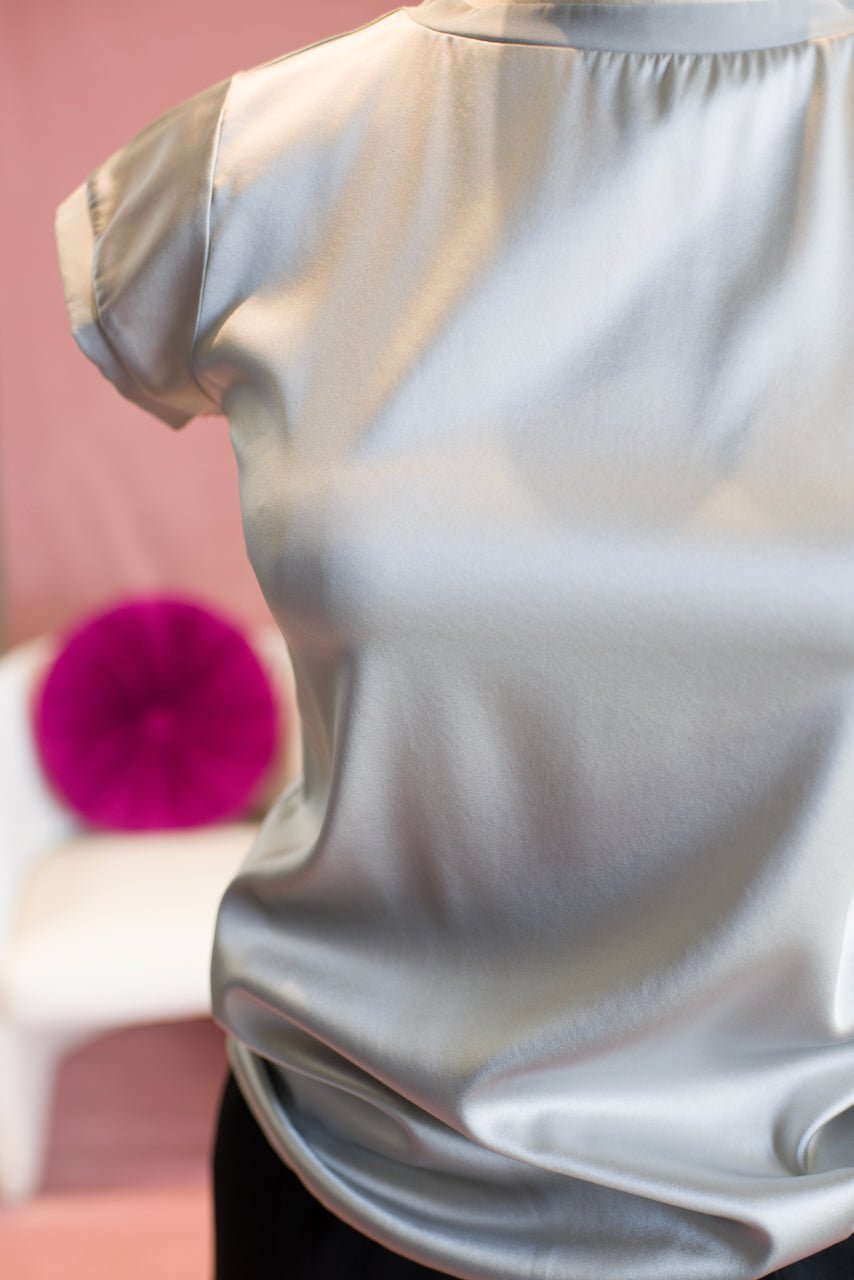 Luxe Finish Seam Silk T Shirt Boatneck — The Marilyn II - Senza Tempo Fashion