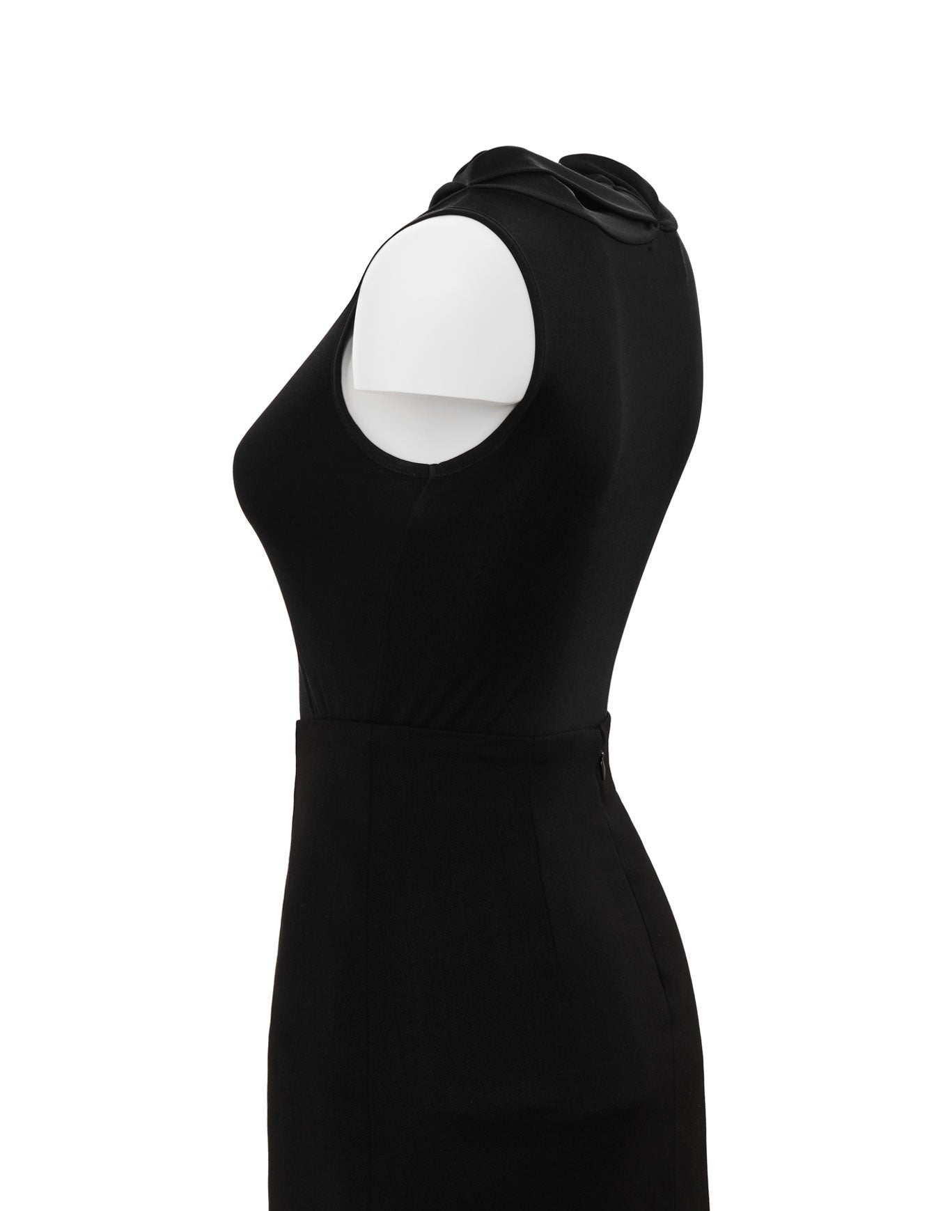 Luxe Finish Sleeveless Silk Tee Shirt — The Audrey IV - Senza Tempo Fashion